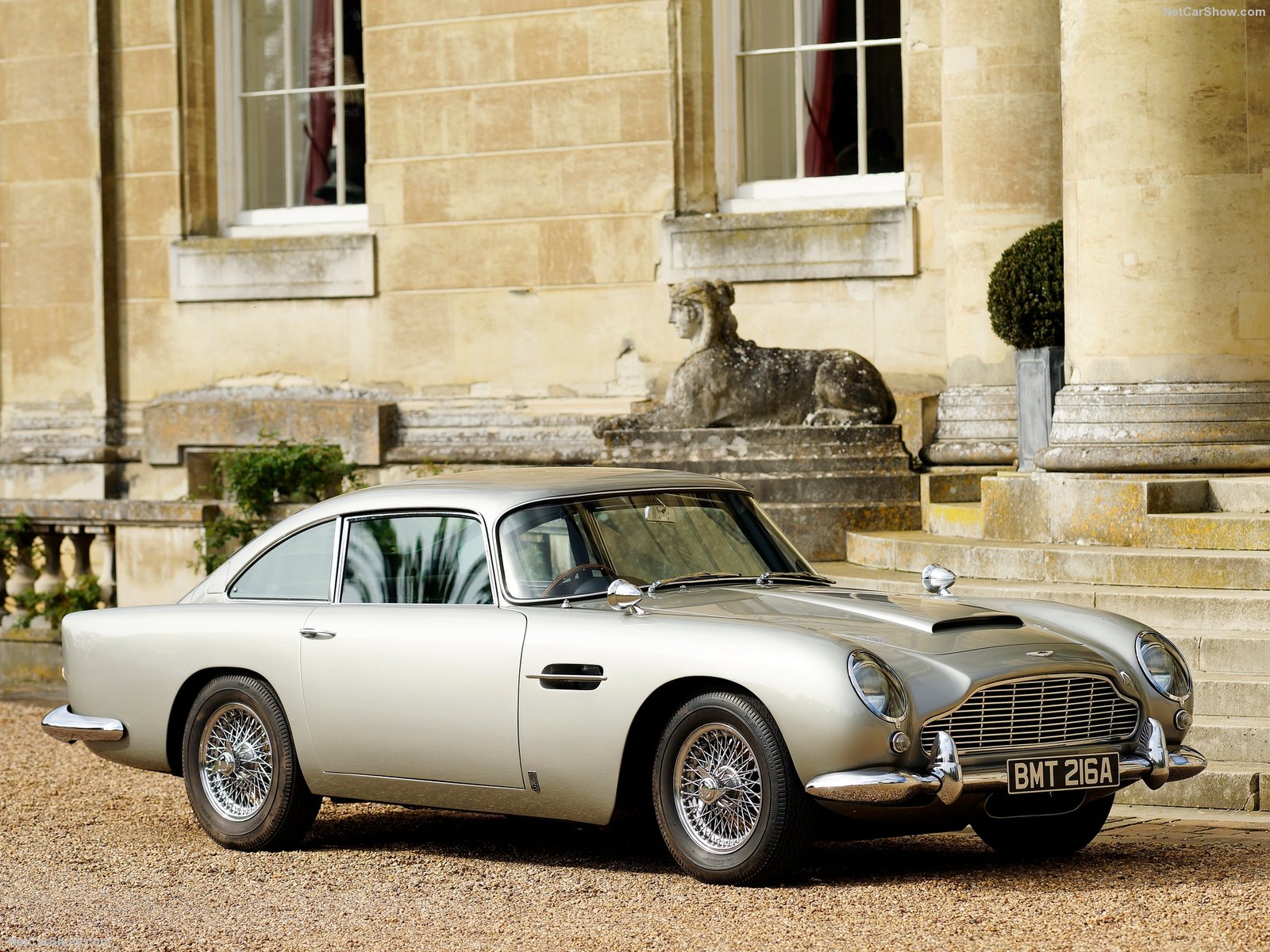 Aston_Martin-DB5-1963-01