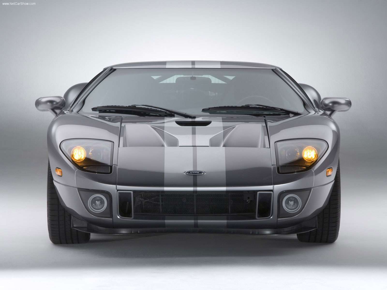 Ford-GT-2006-03