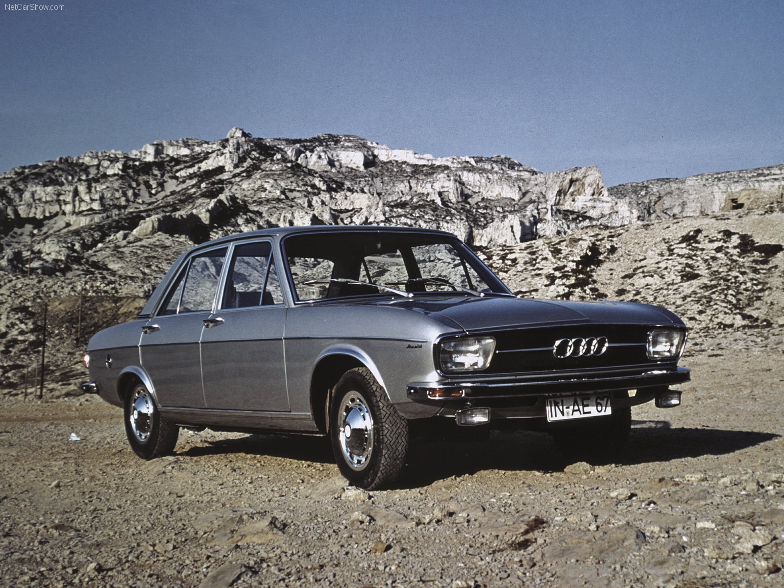 Audi-100-1969-1600