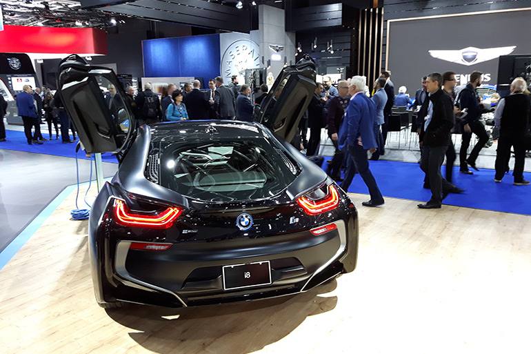 Visite du Salon de l’auto de Montréal 2018 (entrevue télé Radio-Canada)